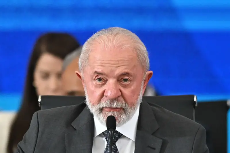 Quais são as posições das grandes potências e do Brasil no confronto entre Israel e Irã?