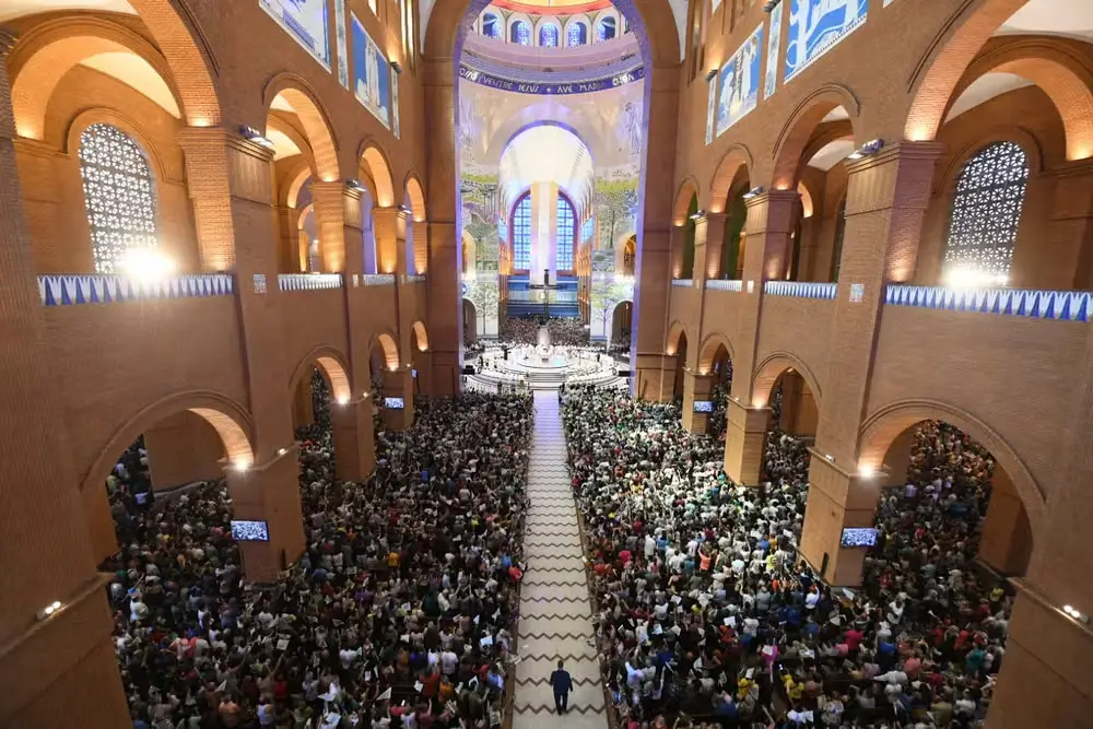 catolicismo e fuga de fiéis