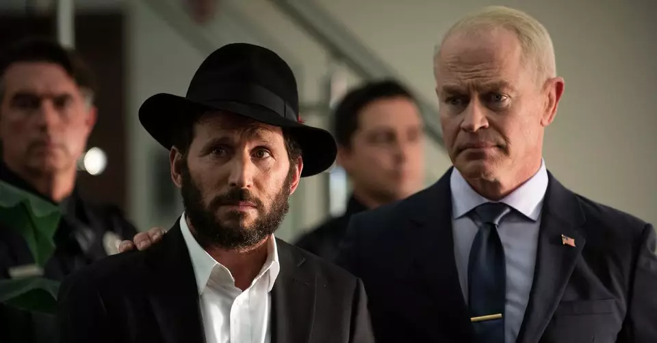 O ator de "Guns and Moses", Neal McDonough, afirma que o amor e o perdão bíblicos são essenciais para curar um mundo dividido.