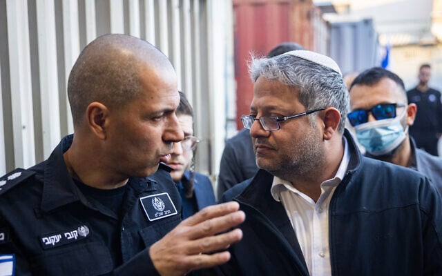 Causando danos estratégicos e morais, Netanyahu permite que outros determinem os laços de Israel com os cristãos.